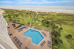 1401 E Beach Dr, Galveston, TX 77550 - Photo 10