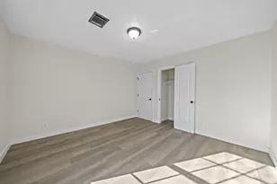 6911 Sherwood Dr, Houston, TX 77021 - Photo 14