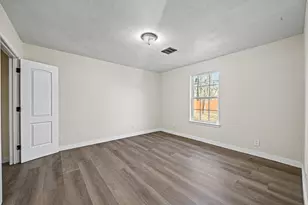 6911 Sherwood Dr, Houston, TX 77021 - Photo 16