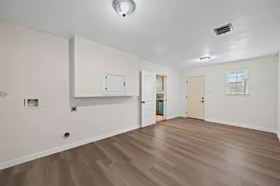 6911 Sherwood Drive, Houston, TX 77021 - Photo 12