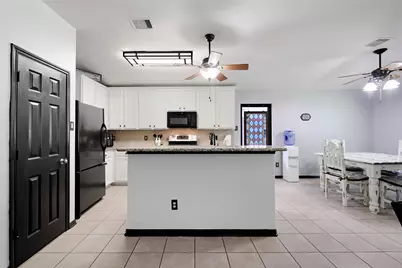 614 Linden Manor Court, Spring, TX 77373 - Photo 8