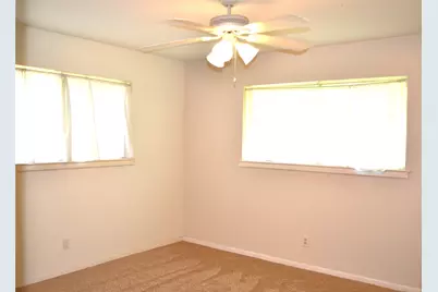 101 Summit Drive, Conroe, TX 77303 - Photo 10