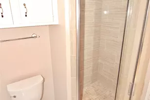 3146 Wagon Trail Dr, Sugar Land, TX 77479 - Photo 8