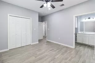 510 Bluebonnet Dr, La Marque, TX 77568 - Photo 12