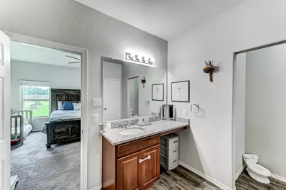 9850 Hunter Springs Drive, Conroe, TX 77306 - Photo 24