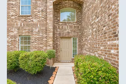 10855 Sunflower Drive, Willis, TX 77318 - Photo 4