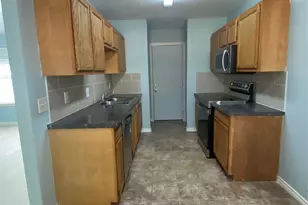 10662 Royal York Dr, Conroe, TX 77303 - Photo 14