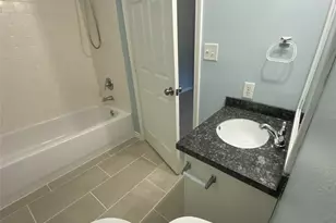 10662 Royal York Dr, Conroe, TX 77303 - Photo 12