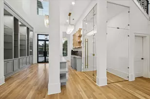 915 Wildwood Ln, Bellaire, TX 77401 - Photo 4