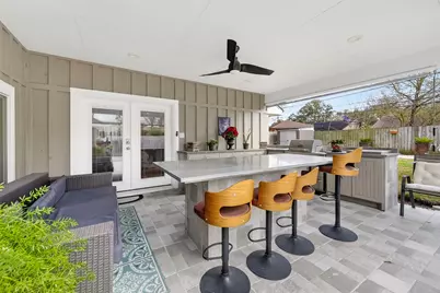 5743 Warm Springs Road, Houston, TX 77035 - Photo 30