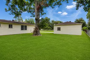 26 Harkness St, Houston, TX 77076 - Photo 34