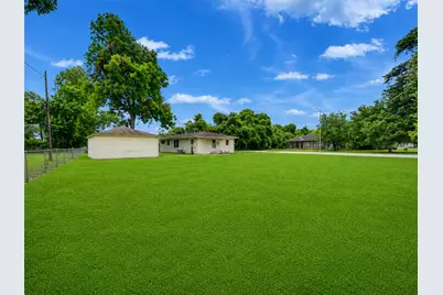 26 Harkness Street, Houston, TX 77076 - Photo 6