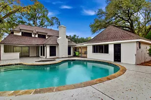 2823 W Pebble Beach Dr, Missouri City, TX 77459 - Photo 2