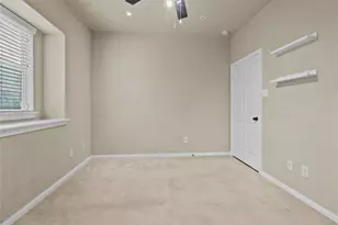 13743 Slate Mountain Ln, Houston, TX 77044 - Photo 28