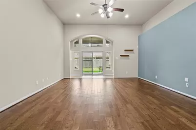 13743 Slate Mountain Lane, Houston, TX 77044 - Photo 16