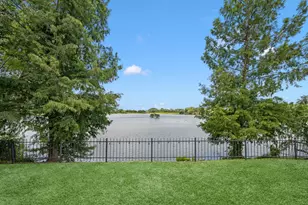 2519 Fair Oak St, Pearland, TX 77584 - Photo 2