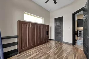 828 Lake View Dr, Montgomery, TX 77356 - Photo 28