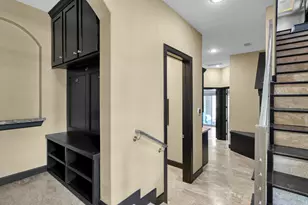 828 Lake View Dr, Montgomery, TX 77356 - Photo 4
