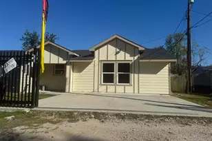 702 Majorca Dr, Houston, TX 77076 - Photo 2