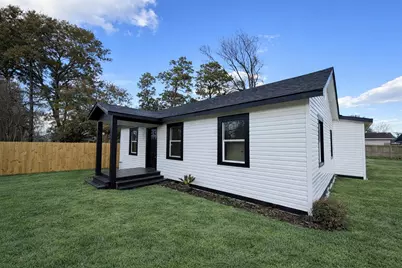 9306 Grady Street, Houston, TX 77016 - Photo 2