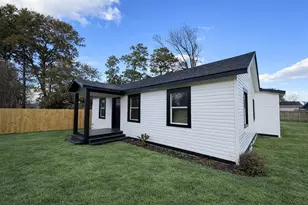 9306 Grady St, Houston, TX 77016 - Photo 2