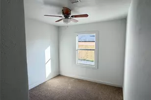 9306 Grady St, Houston, TX 77016 - Photo 10