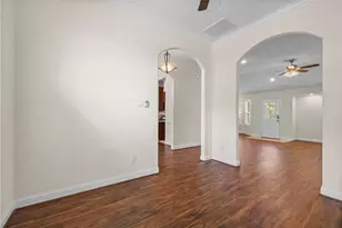7214 Deep Forest Dr, Houston, TX 77088 - Photo 10