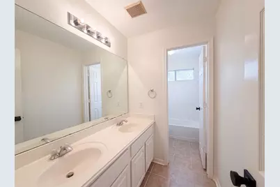 11314 Sailwing Creek Court, Pearland, TX 77584 - Photo 16