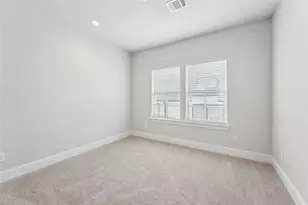 10756 Craighead Dr, Houston, TX 77025 - Photo 16