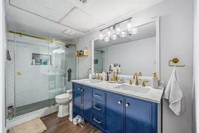 359 N Post Oak Lane #219, Houston, TX 77024 - Photo 22