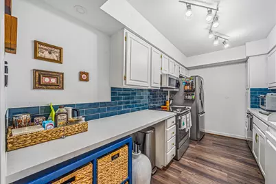 359 N Post Oak Lane #219, Houston, TX 77024 - Photo 12
