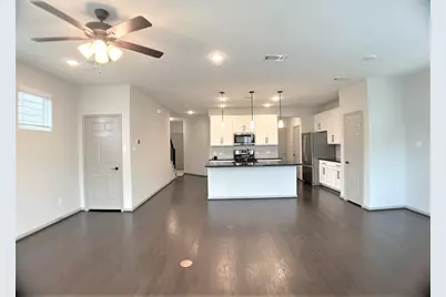 8656 Hollyoaks Creek Lane, Houston, TX 77063 - Photo 4