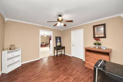 17106 Moss Oaks Drive, Conroe, TX 77385 - Photo 16