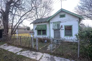 8808 Leander St, Houston, TX 77012 - Photo 12