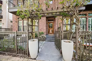 38 Riva Row, The Woodlands, TX 77380 - Photo 2