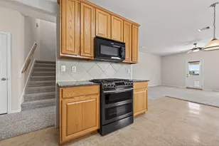 2703 Blue Mills Ct, Katy, TX 77449 - Photo 8