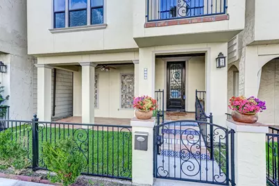 2308 Couch Street, Houston, TX 77008 - Photo 4