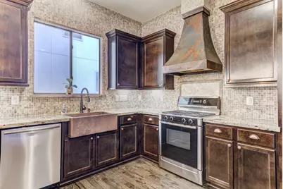 2308 Couch Street, Houston, TX 77008 - Photo 20