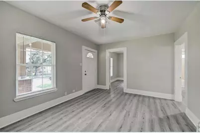 3303 Illinois Street, Baytown, TX 77520 - Photo 4