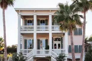 523 10th St, Galveston, TX 77550 - Photo 2