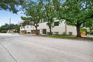1342 Rutland St, Houston, TX 77008 - Photo 36