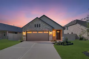 29506 Pondview Dr, Waller, TX 77484 - Photo 2