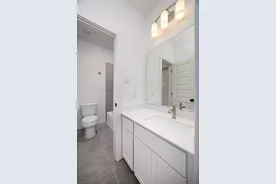 2035 Longmire Villas Court, Conroe, TX 77304 - Photo 24