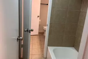 5665 Birchmont Dr, Houston, TX 77091 - Photo 14