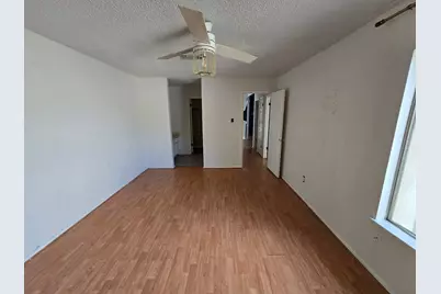 6106 W Airport Boulevard #18, Houston, TX 77035 - Photo 18