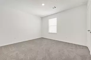 5510 Blackbird Ln, Hitchcock, TX 77563 - Photo 14