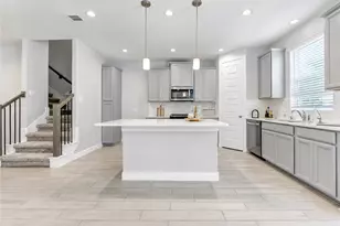 9822 Heritage Run Ln, Houston, TX 77080 - Photo 12