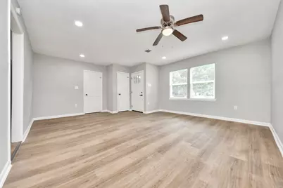 710 Canary Circle, Pasadena, TX 77502 - Photo 6
