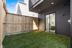 1030 W 24th St, Houston, TX 77008 - Photo 6