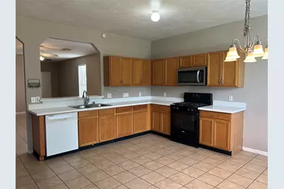 24227 Pinecreek Point, Spring, TX 77373 - Photo 10